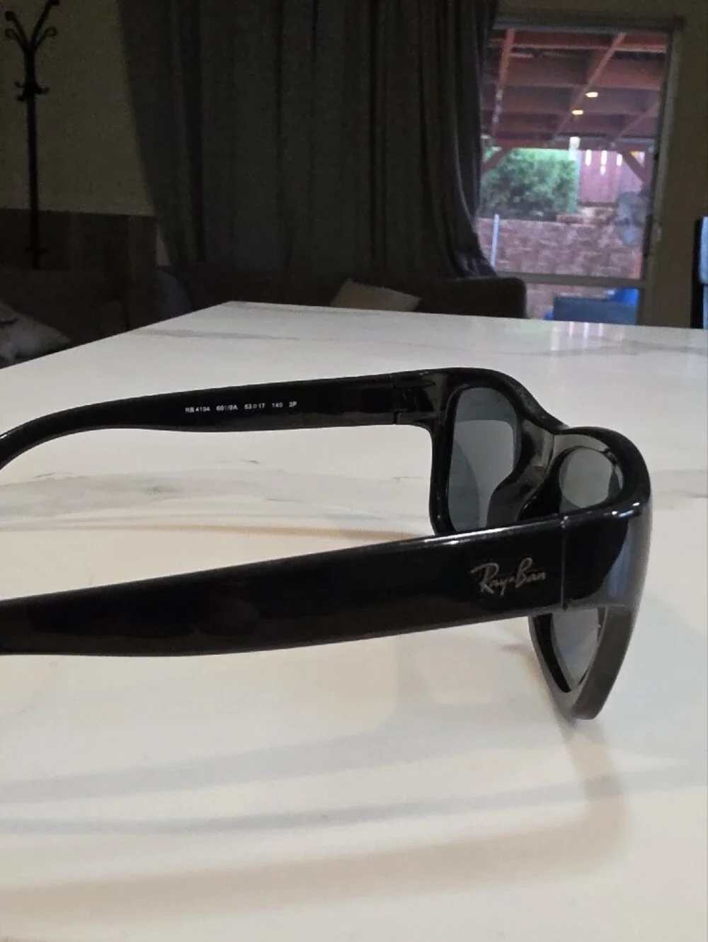 Ray Ban Rb4194